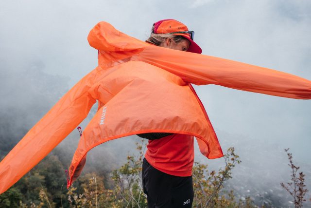 TK-ULTRALIGHT-JKT-W-2