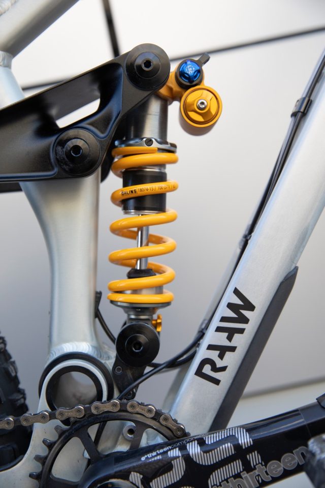 Ohlins TTX22m.2 - 01