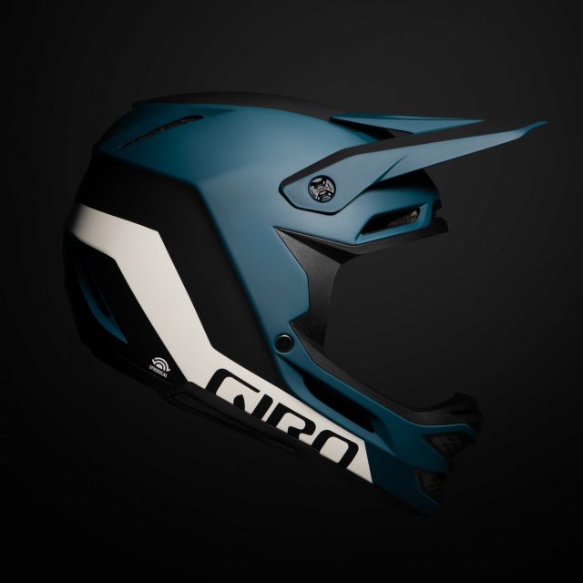 Giro Insurgent Spherical - 03
