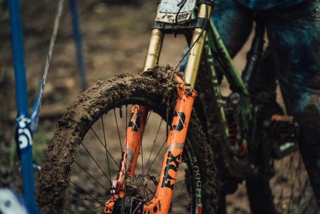 World Cup DH Snowshoe 2022 report - fango