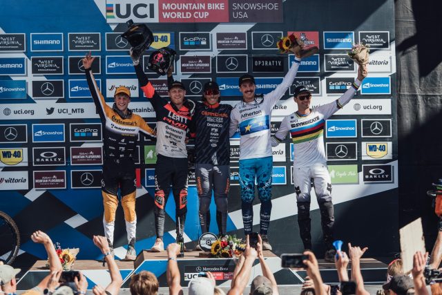 World Cup DH Snowshoe 2022 report - podio Elite Men
