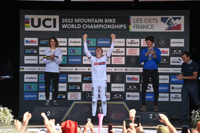 Mondiali MTB DH 2022 Les Gets - podio men junior
