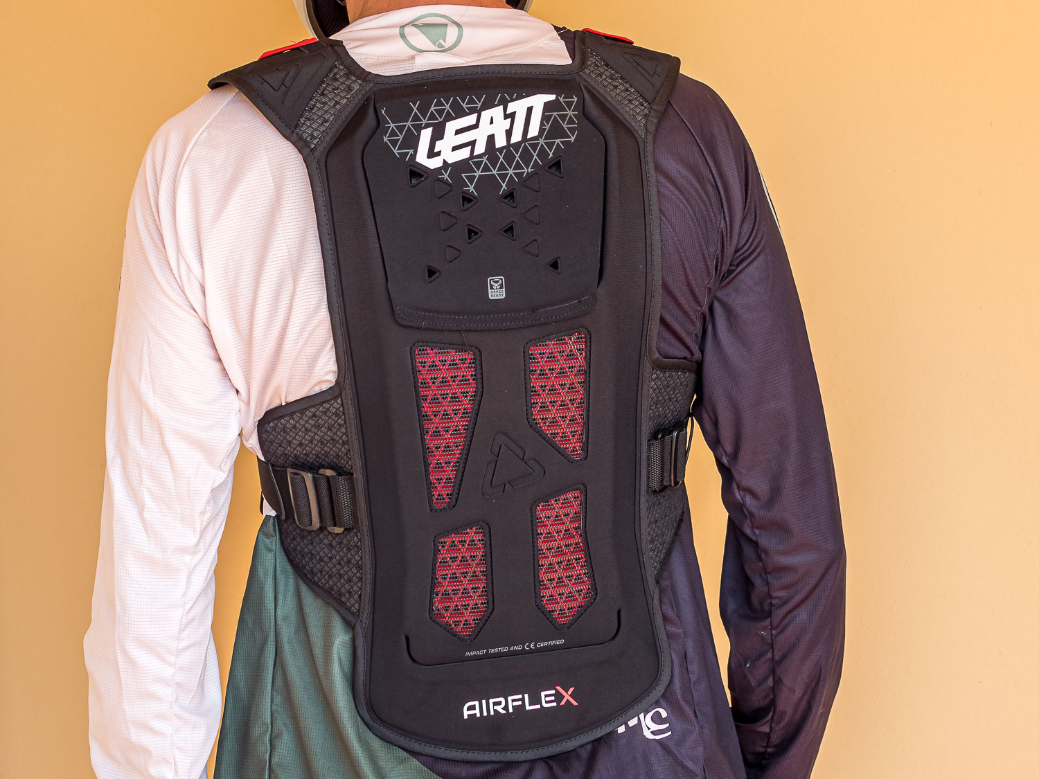 Leatt Chest Protector Airflex il nostro test 4ActionSport