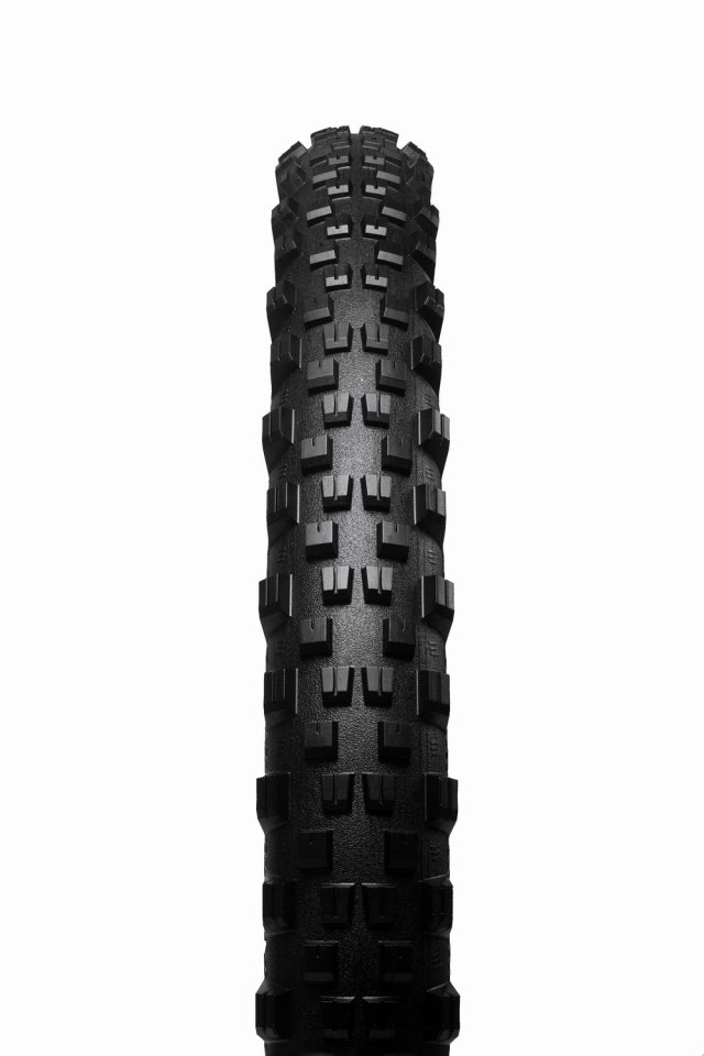 Goodyear Newton MTF - profilo