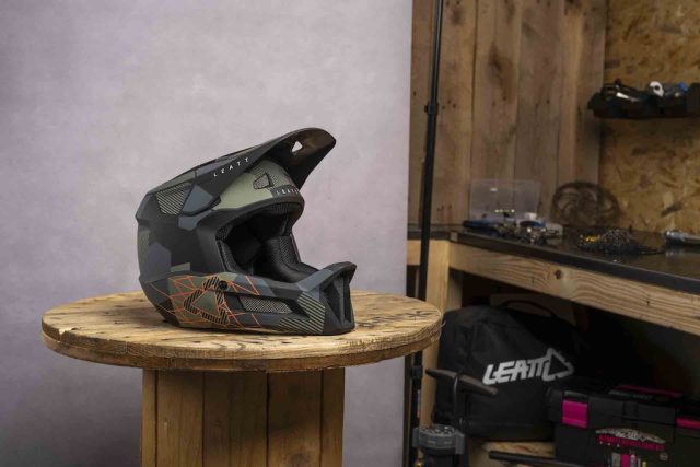 Leatt Gravity 2.0 Helmet