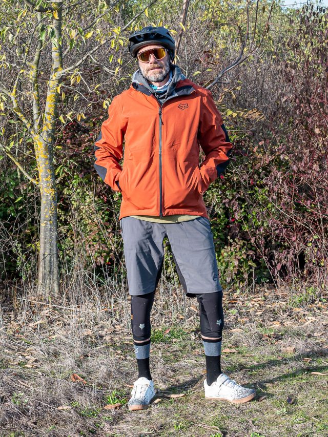 Fox abbigliamento MTB invernale 22 - lifestyle 12