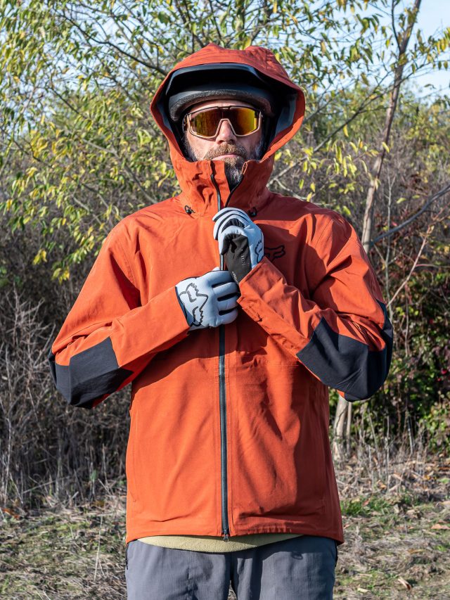 Fox abbigliamento MTB invernale 22 - lifestyle 08