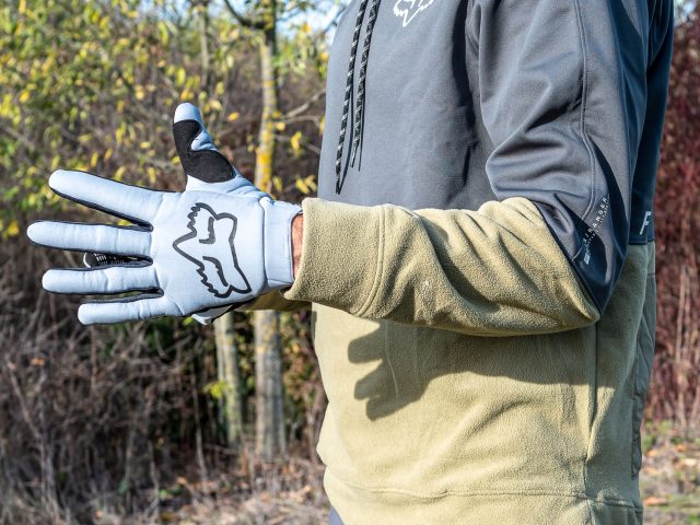 Fox abbigliamento MTB invernale 22 - lifestyle 01