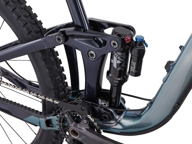 Giant Reign Adv Pro 1 MY23 preview - link superiore