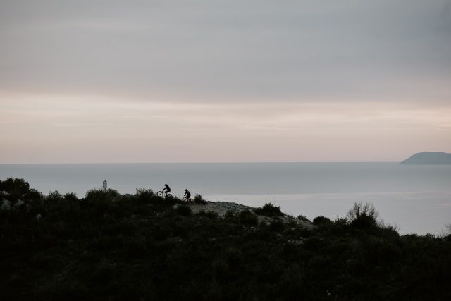 speciale bike test 2023 - località protagonista finale ligure - manie 24h panorama