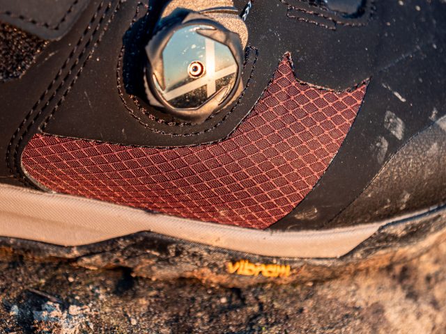 Test scarpe MTB invernali Northwave Kingrock Plus Mid GTX - 05