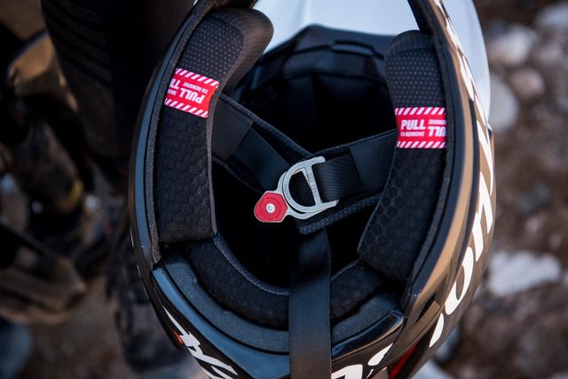 Bell Full-10 Spherical casco full-face mtb - lifestyle 03