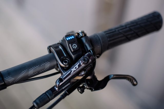 BH iLynx Race MY23 - Comando