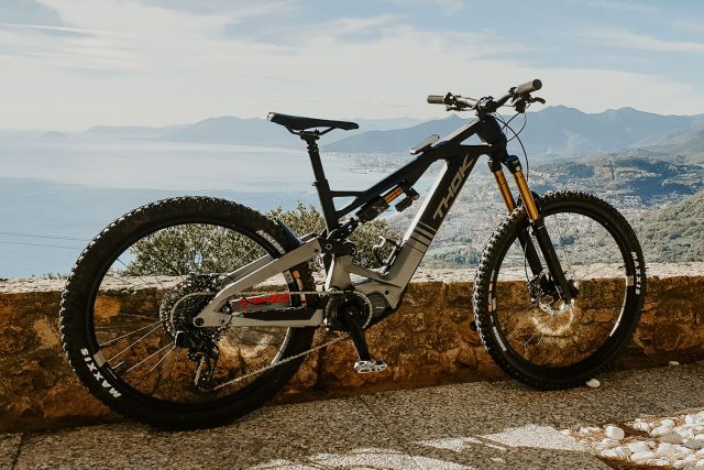 Thok Gram RC - lifestyle - Caprazoppa Borgio Verezzi