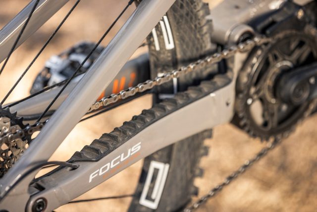 Focus Sam2 6.9 MY23 - chain protector