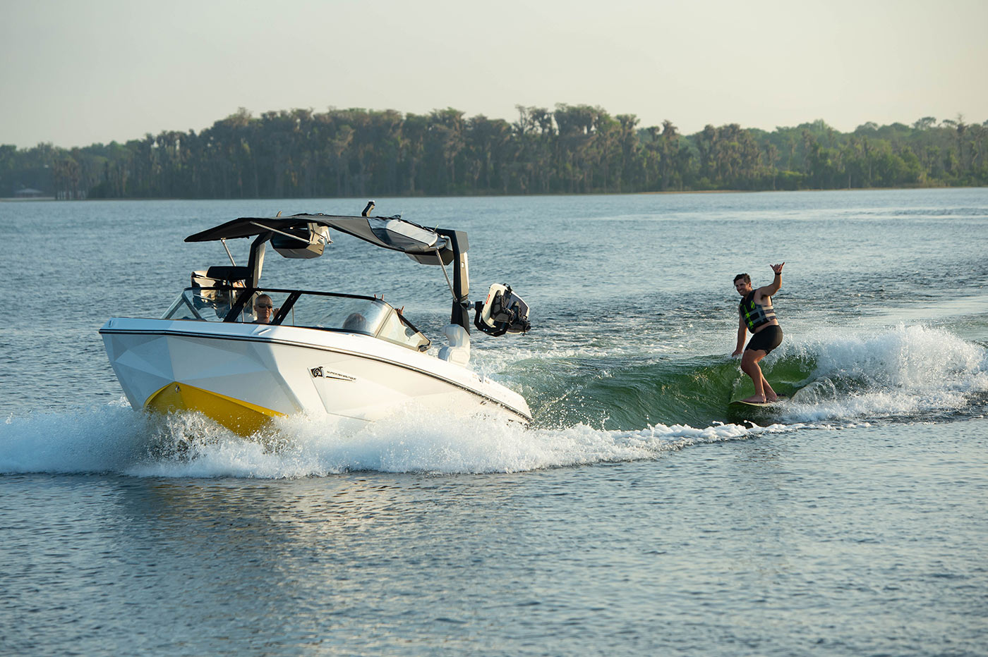 Wake Surf nuova barca e promo al Wake Park MiMa 4ActionSport