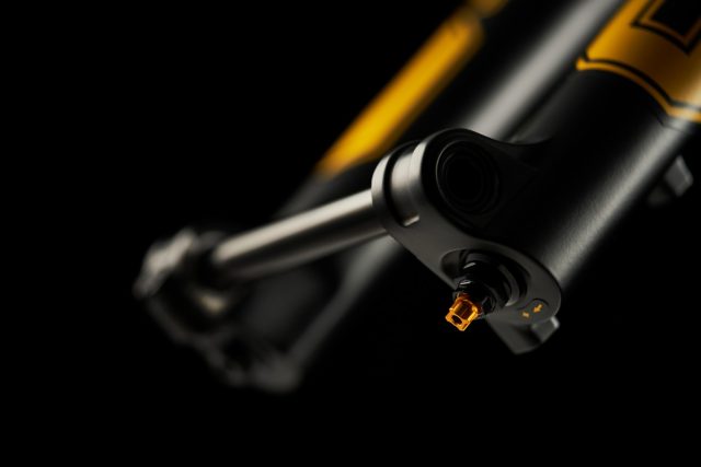 Ohlins sospensioni MTB XC - forcella 01
