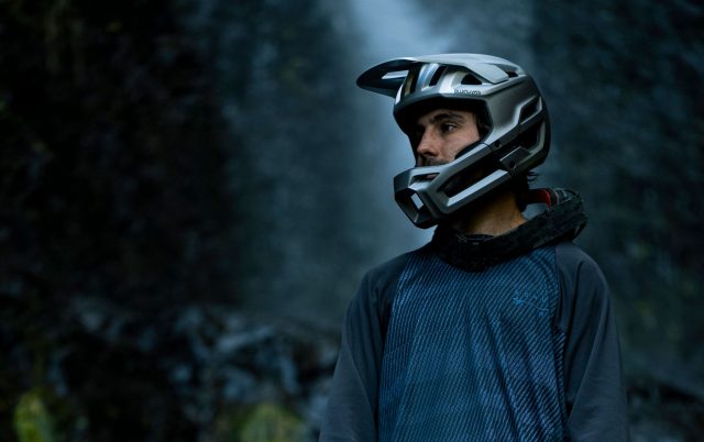 BLuegrass Vanguard casco integrale light per enduro - 03