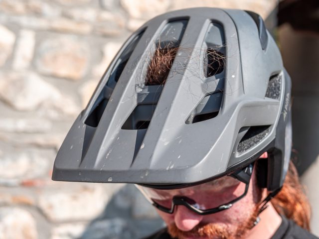 alpina rootage evo casco mtb test - 04